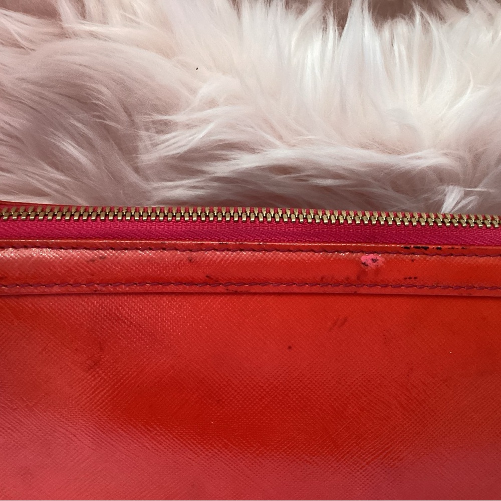 MCM red mini bag with gold chain hand strap and removable crossbody chain strap - Picture 6 of 16